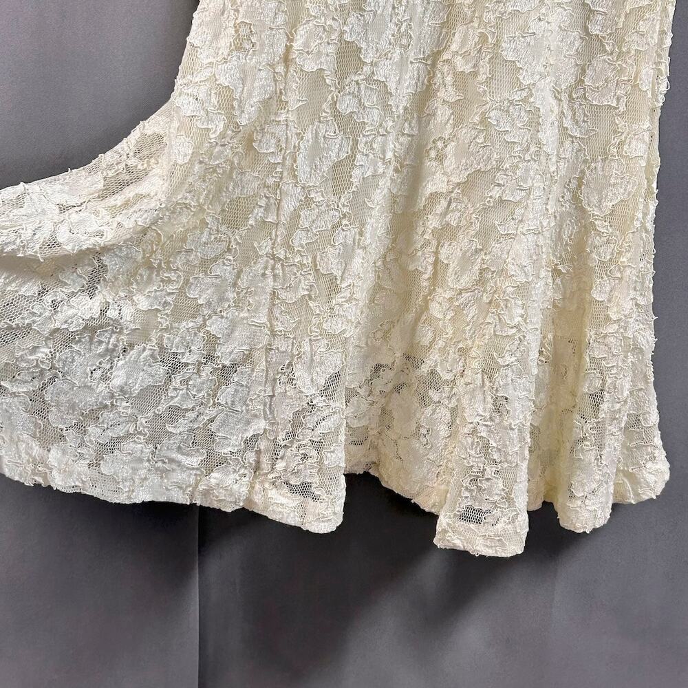 SOLD SOLD SOLD Vintage 90's Betsey Johnson LUXE Ivory Lace Slip Dress - Picture 3 of 15